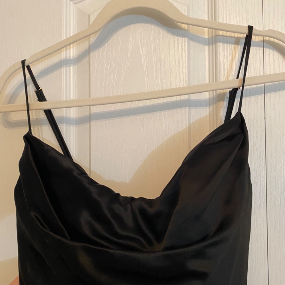 Dress - Picture 3 of 8